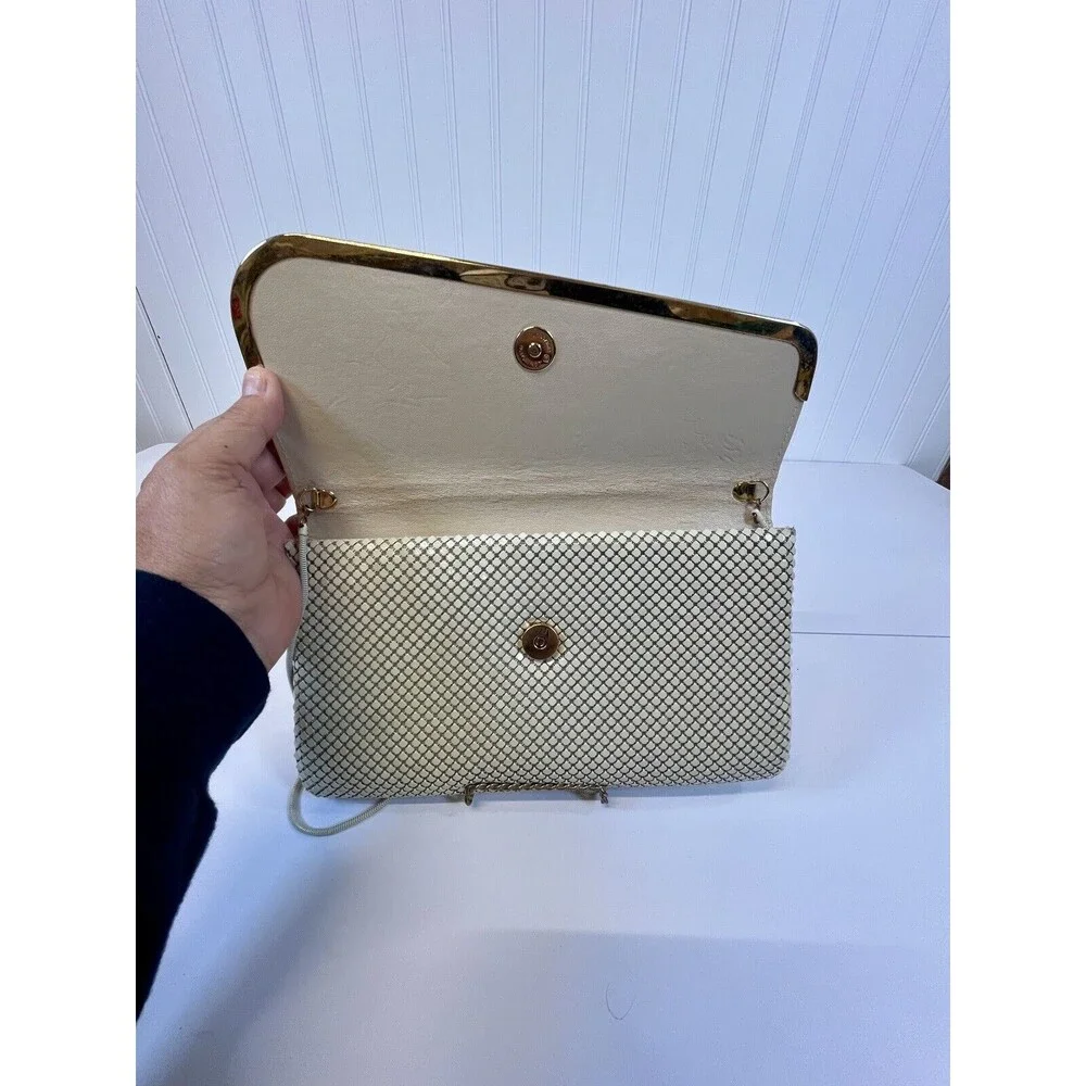 Vintage Art Deco Ivory/White GloMesh Clutch Purse Bag With Chain‎ Shoulder Strap
